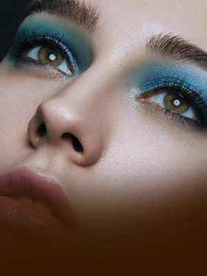 MAKEUP